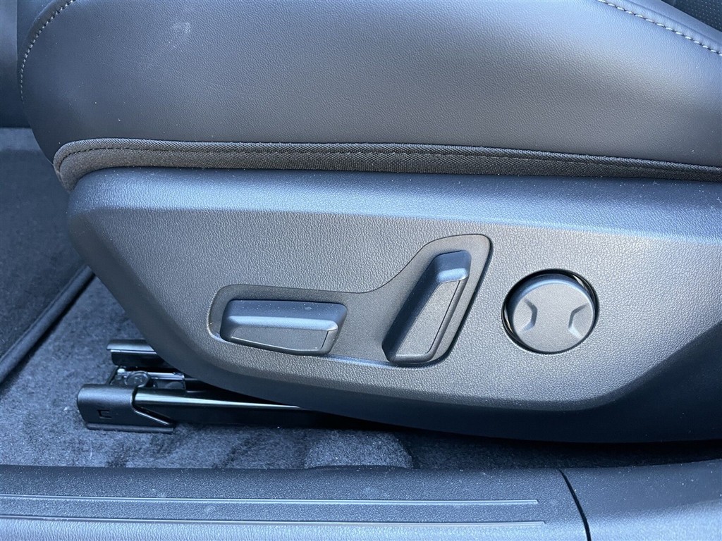 Kia EV4 81,4 kWh HB LR Upgrade MY26 204HK 5d Aut. - Image 14
