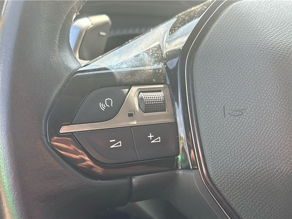 Peugeot 208 1,2 PureTech Allure Grand EAT8 100HK 5d 8g Aut. - Image 14