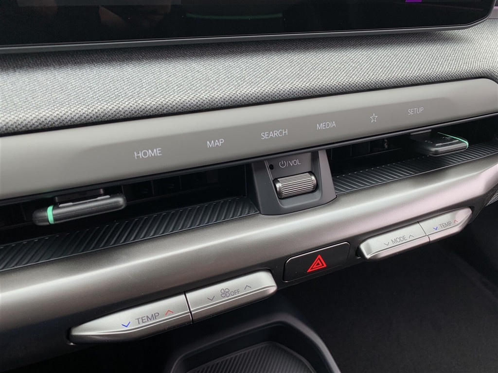 Kia EV4 81,4 kWh HB LR Upgrade MY26 204HK 5d Aut. - Image 25