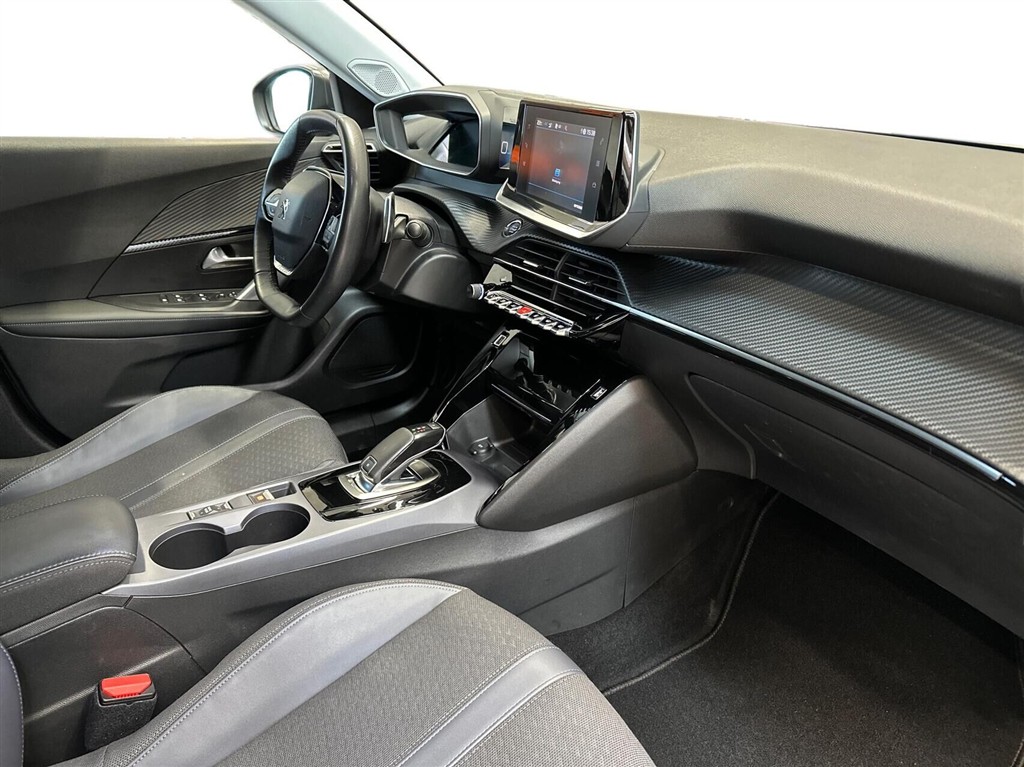 Peugeot 2008 1,2 PureTech Allure Pack EAT8 130HK 5d 8g Aut. - Image 10