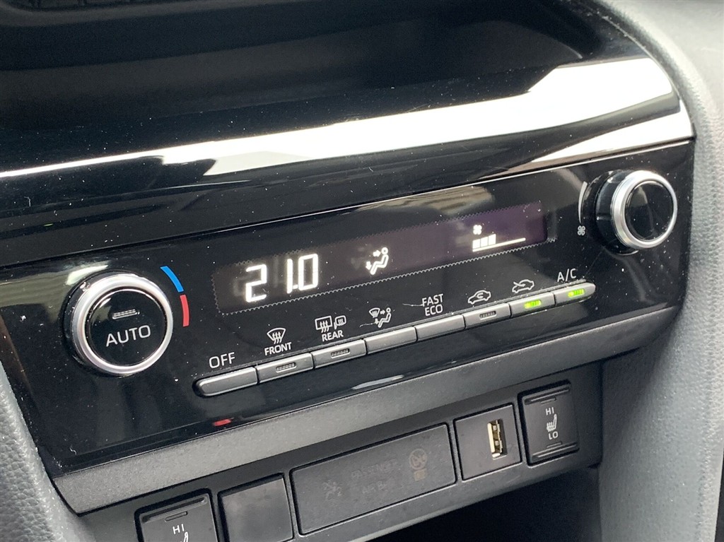 Toyota Yaris Cross 1,5 Hybrid Active Technology 116HK 5d Trinl. Gear - Image 14