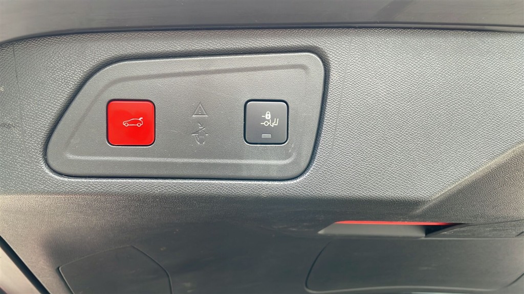 Citroën C5 Aircross 1,5 Blue HDi Sportline EAT8 start/stop 130HK 5d 8g Aut. - Image 11