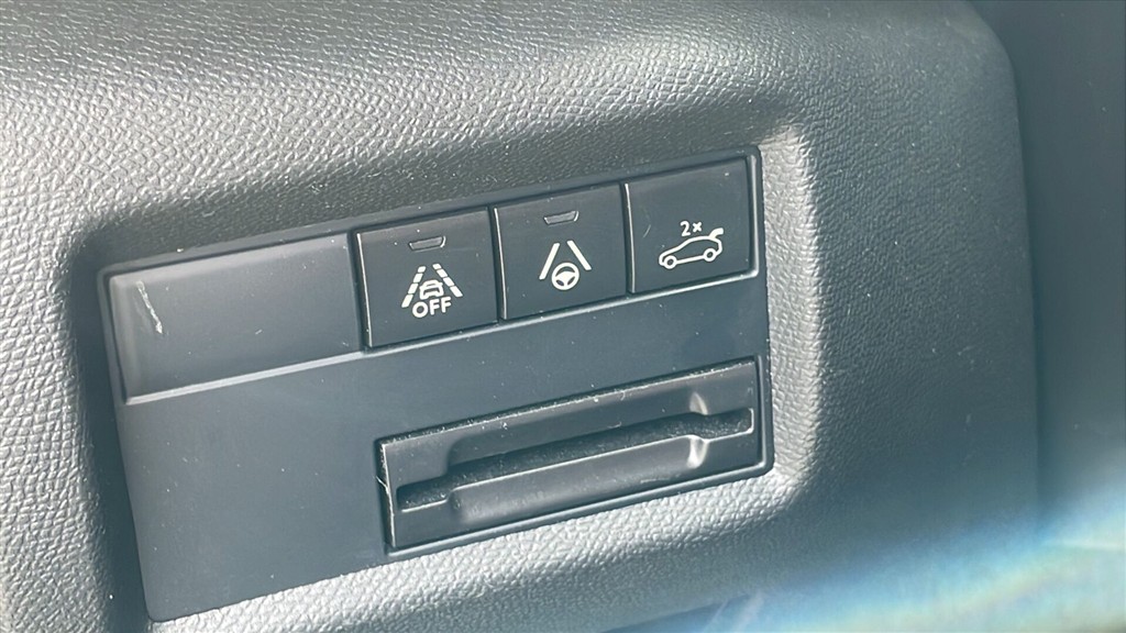 Citroën C5 Aircross 1,5 Blue HDi Sportline EAT8 start/stop 130HK 5d 8g Aut. - Image 17