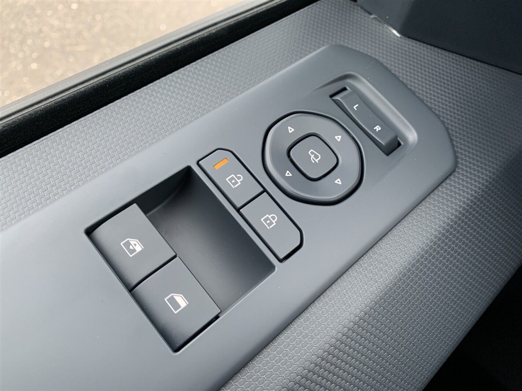 Kia PV5 71,2 kWh LR Prestige 163HK Aut. - Image 17