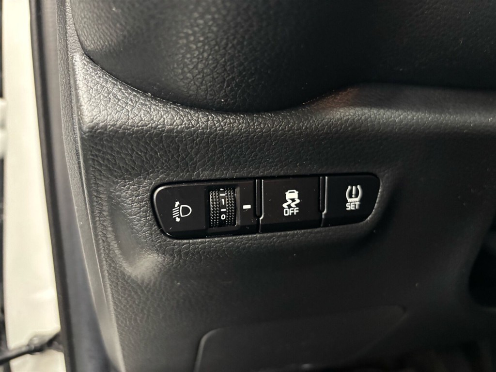 Kia Picanto 1,0 MPI Vision 67HK 5d - Image 11