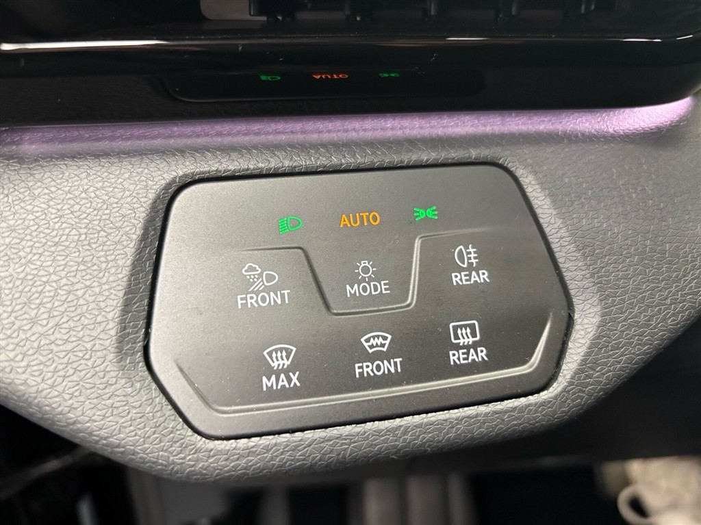 VW ID.4 EL Pro Performance 204HK 5d Aut. - Image 14