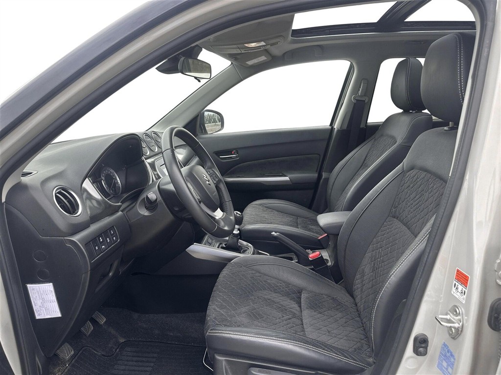 Suzuki Vitara 1,4 Boosterjet Mild hybrid Adventure 129HK 5d 6g - Image 5