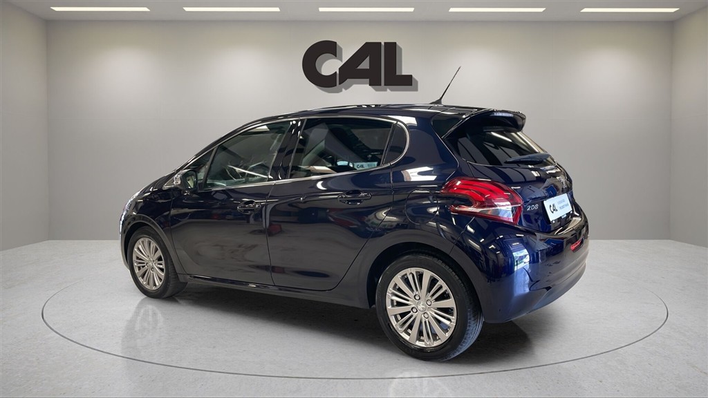 Peugeot 208 1,2 PureTech Prestige 82HK 5d - Image 2
