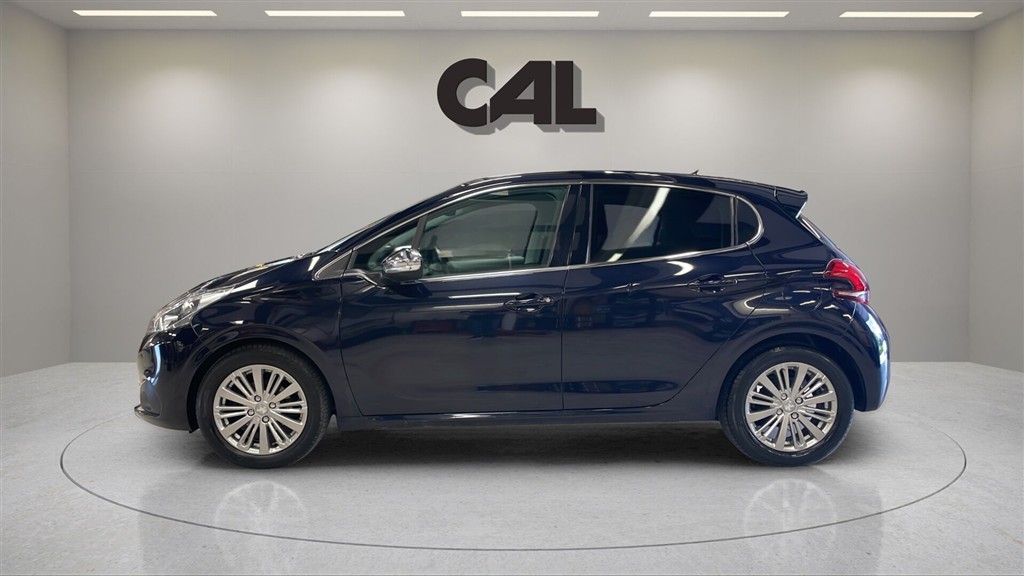 Peugeot 208 1,2 PureTech Prestige 82HK 5d - Image 3