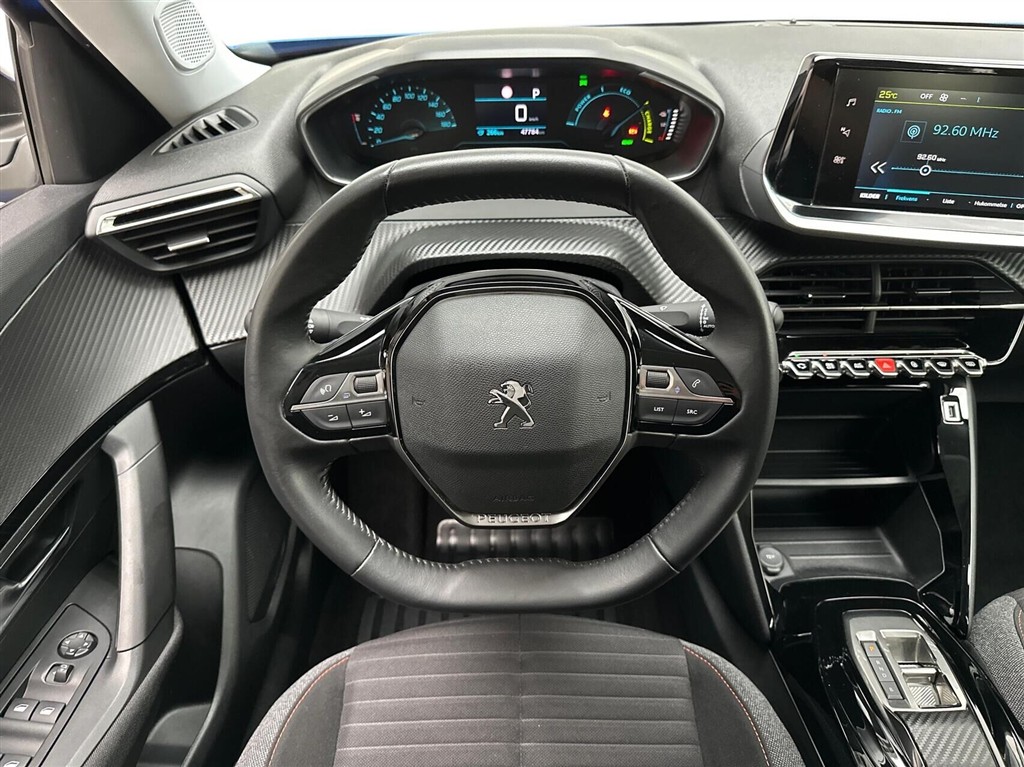 Peugeot e-2008 EL Allure Pack 136HK 5d Aut. - Image 10