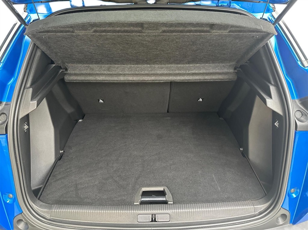 Peugeot e-2008 EL GT 136HK 5d Aut. - Image 14