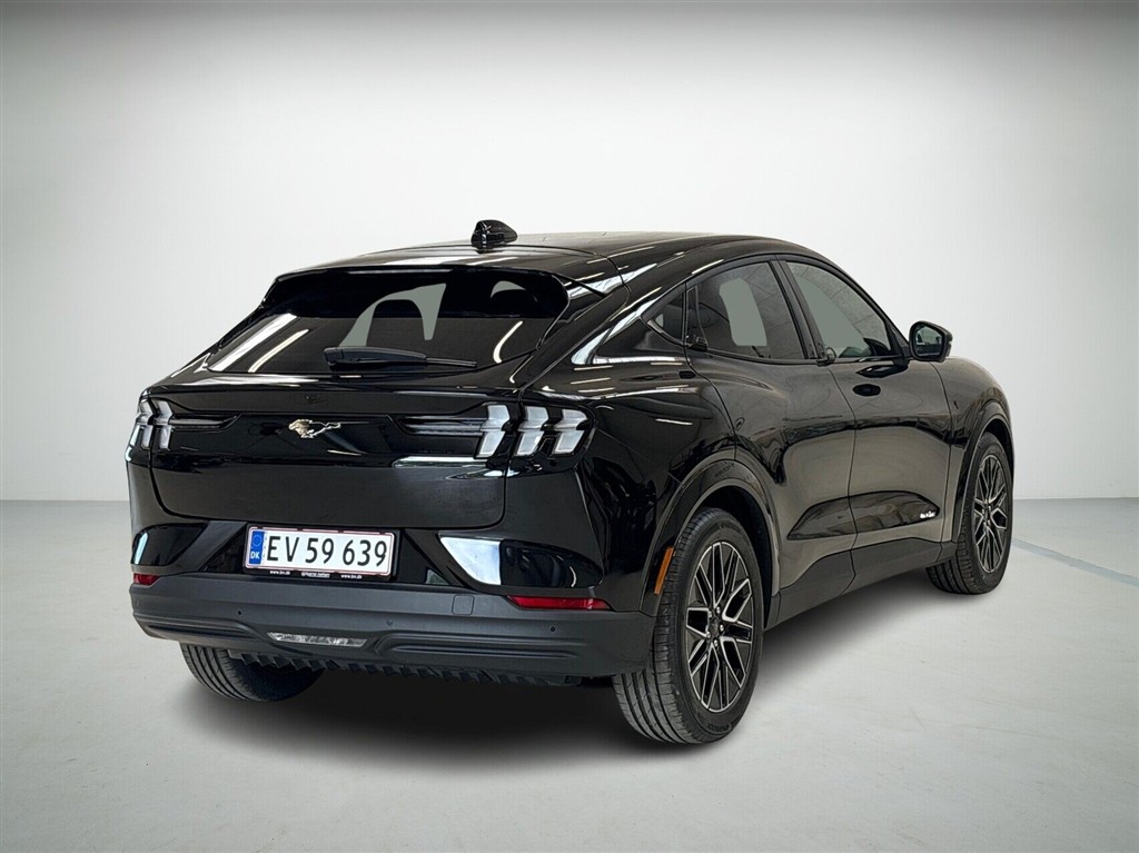 Ford Mustang Mach-E EL UR Premium 276HK 5d Aut. - Image 2