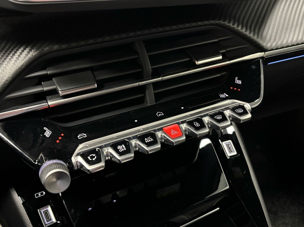 Peugeot e-2008 EL GT 156HK 5d Aut. - Image 25