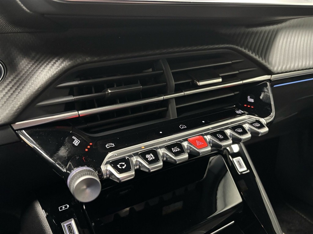 Peugeot e-2008 EL GT 156HK 5d Aut. - Image 15