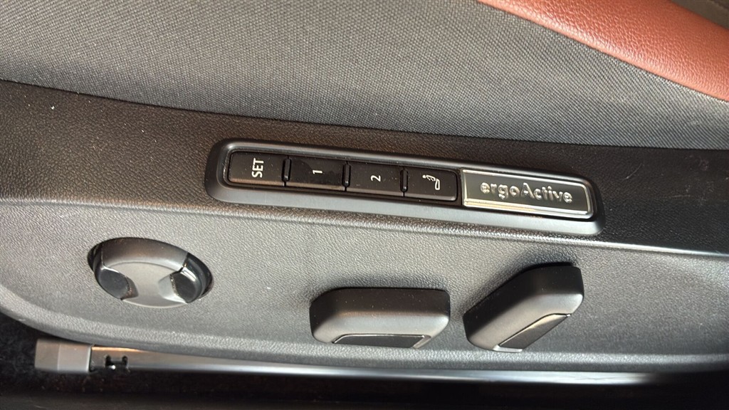 VW ID.4 EL Tech Performance 204HK 5d Aut. - Image 10