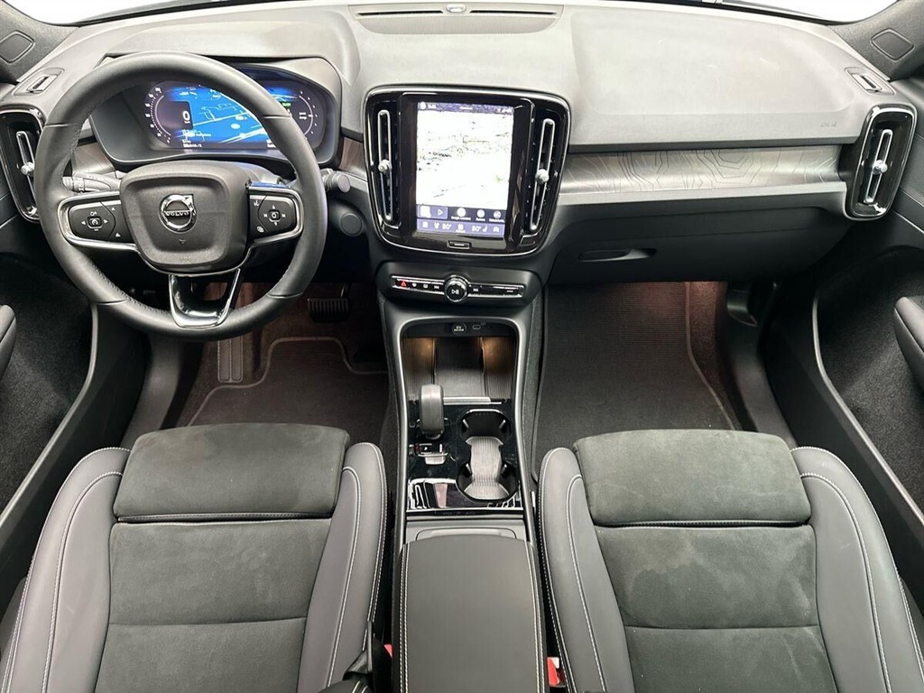 Volvo C40 P8 Recharge Twin Plus AWD 408HK 4d Aut. - Image 6