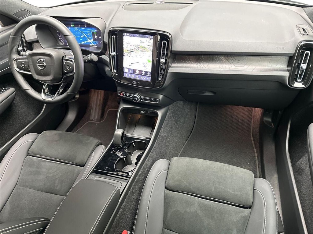 Volvo C40 P8 Recharge Twin Plus AWD 408HK 4d Aut. - Image 5