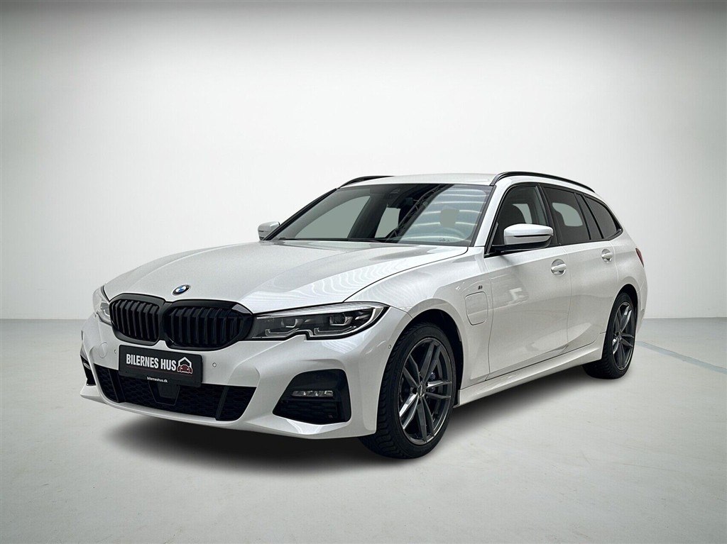 BMW 330e Touring 2,0 Plugin-hybrid M-Sport Steptronic 292HK Stc 8g Aut.