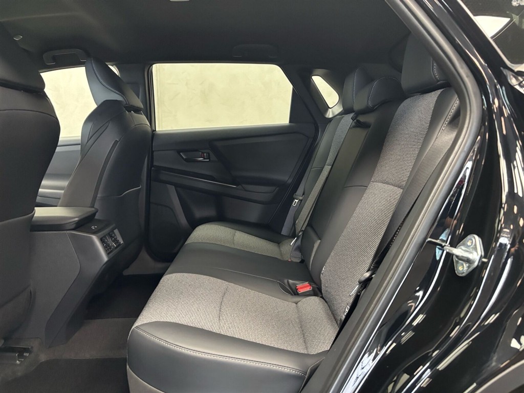 Toyota bZ4X EL Active Tech 224HK 5d Aut. - Image 9