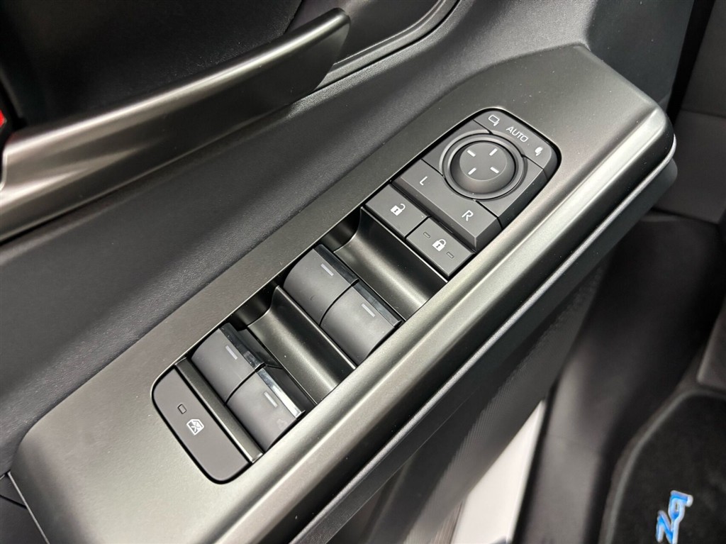 Toyota bZ4X EL Active Tech 224HK 5d Aut. - Image 12