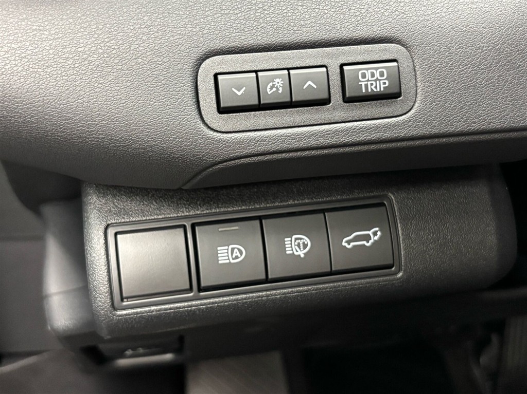 Toyota bZ4X EL Active Tech 224HK 5d Aut. - Image 13