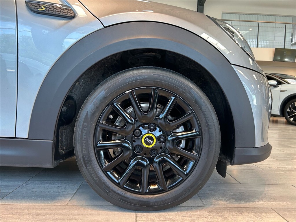 Mini Cooper E EL 184HK 3d Aut. - Image 4