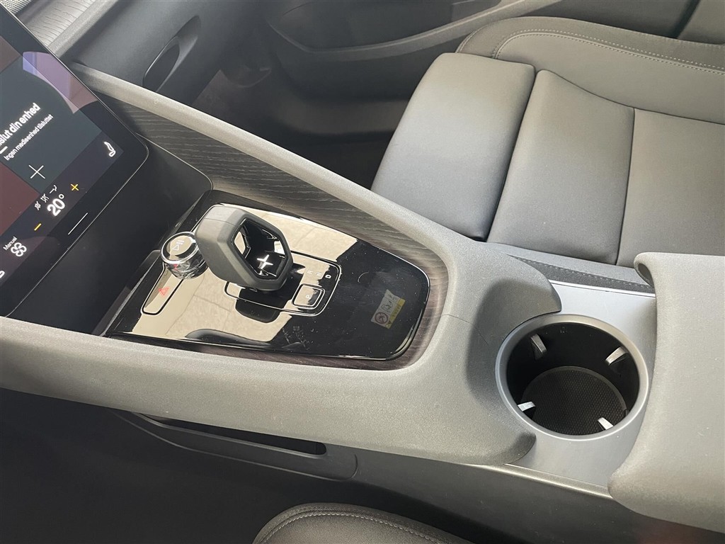 Polestar 2 EL Long Range Single motor Plus 231HK 5d Aut. - Image 21