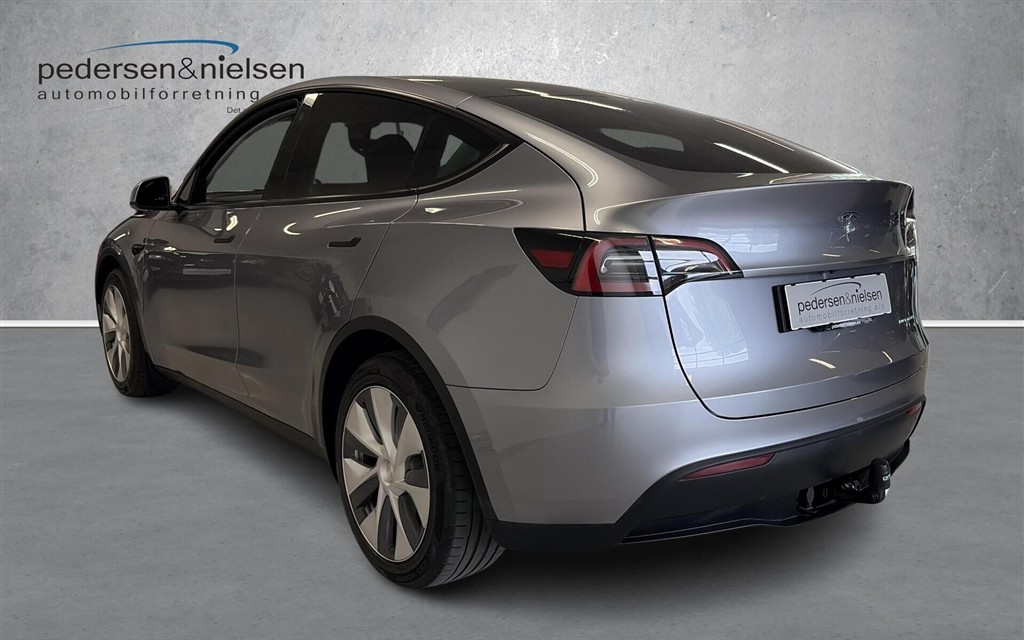 Tesla Model Y EL Long Range AWD 514HK 5d Aut. - Image 3