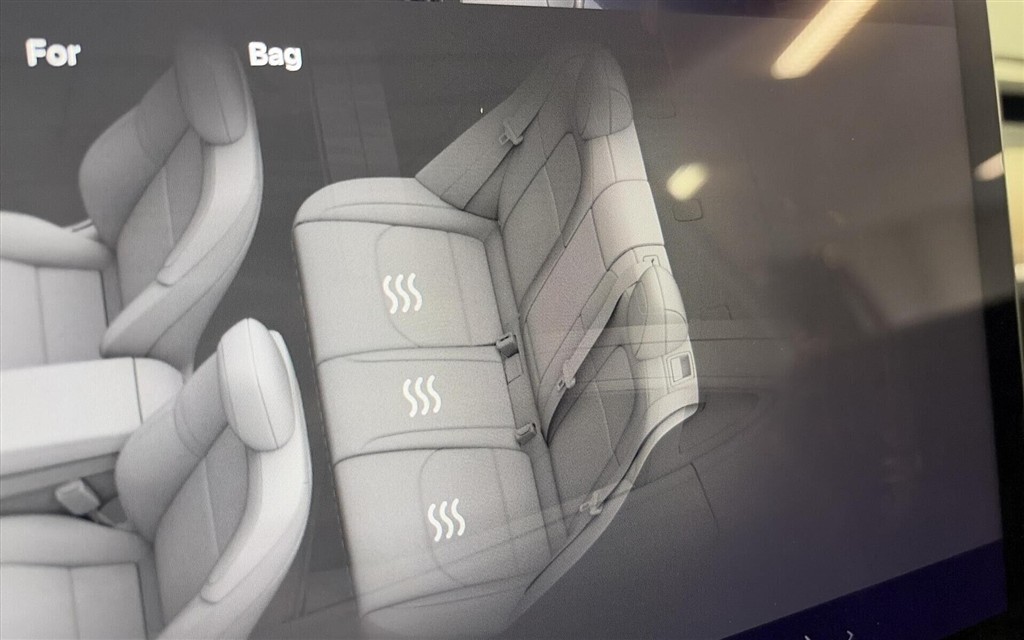 Tesla Model Y EL Long Range AWD 514HK 5d Aut. - Image 21