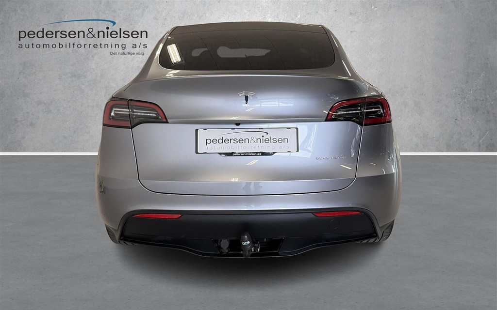 Tesla Model Y EL Long Range AWD 514HK 5d Aut. - Image 4