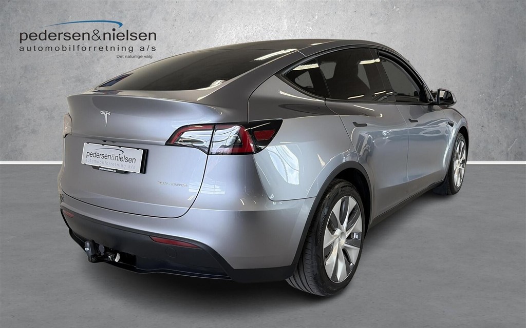 Tesla Model Y EL Long Range AWD 514HK 5d Aut. - Image 5
