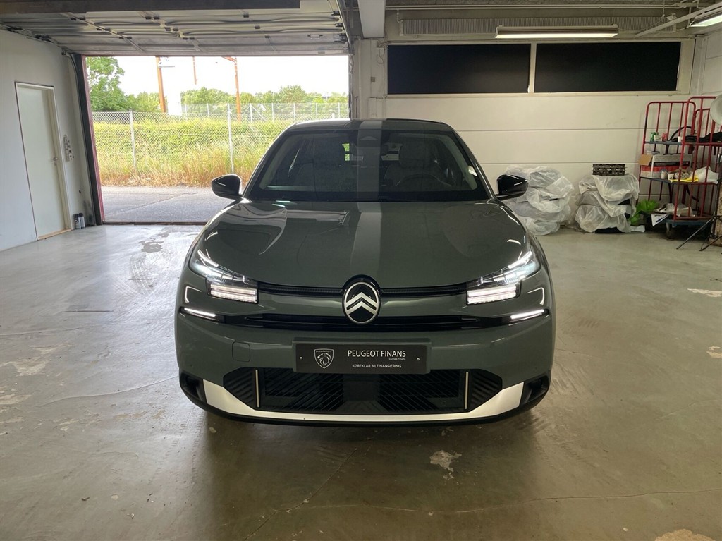 Citroën e-C4 EL Max 156HK 5d Aut. - Image 2