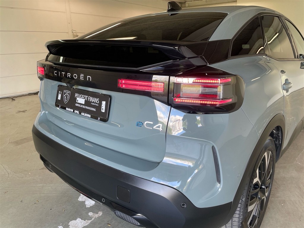 Citroën e-C4 EL Max 156HK 5d Aut. - Image 14