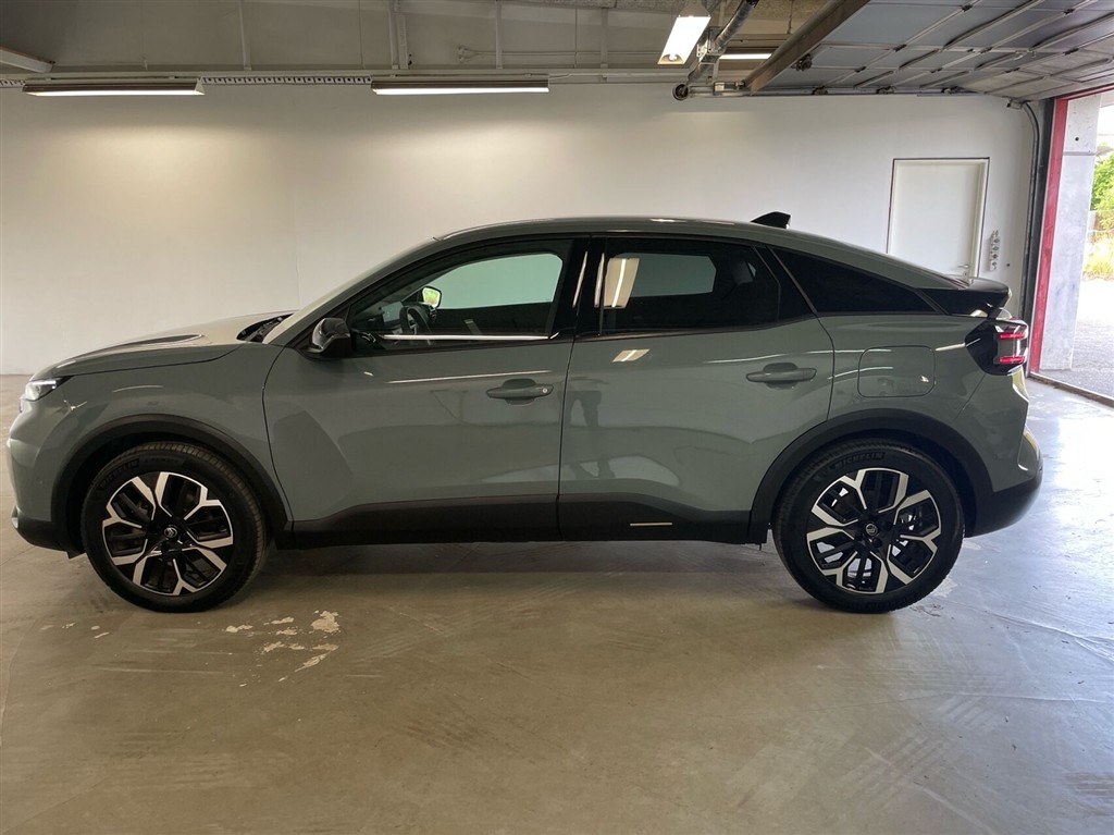 Citroën e-C4 EL Max 156HK 5d Aut. - Image 3