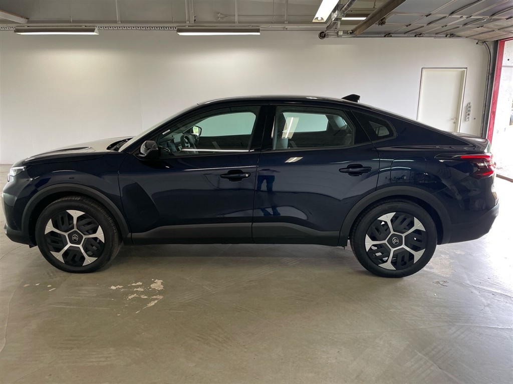 Citroën e-C4 X EL Plus 156HK 5d Aut. - Image 3