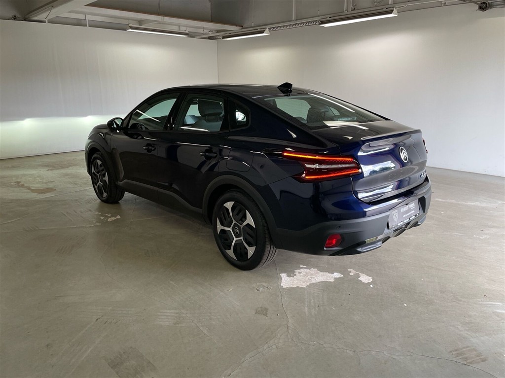 Citroën e-C4 X EL Plus 156HK 5d Aut. - Image 4
