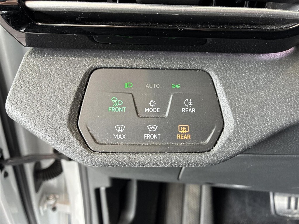 VW ID.5 EL Pro Performance 204HK 5d Aut. - Image 9