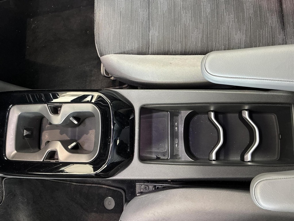 VW ID.5 EL Pro Performance 204HK 5d Aut. - Image 12