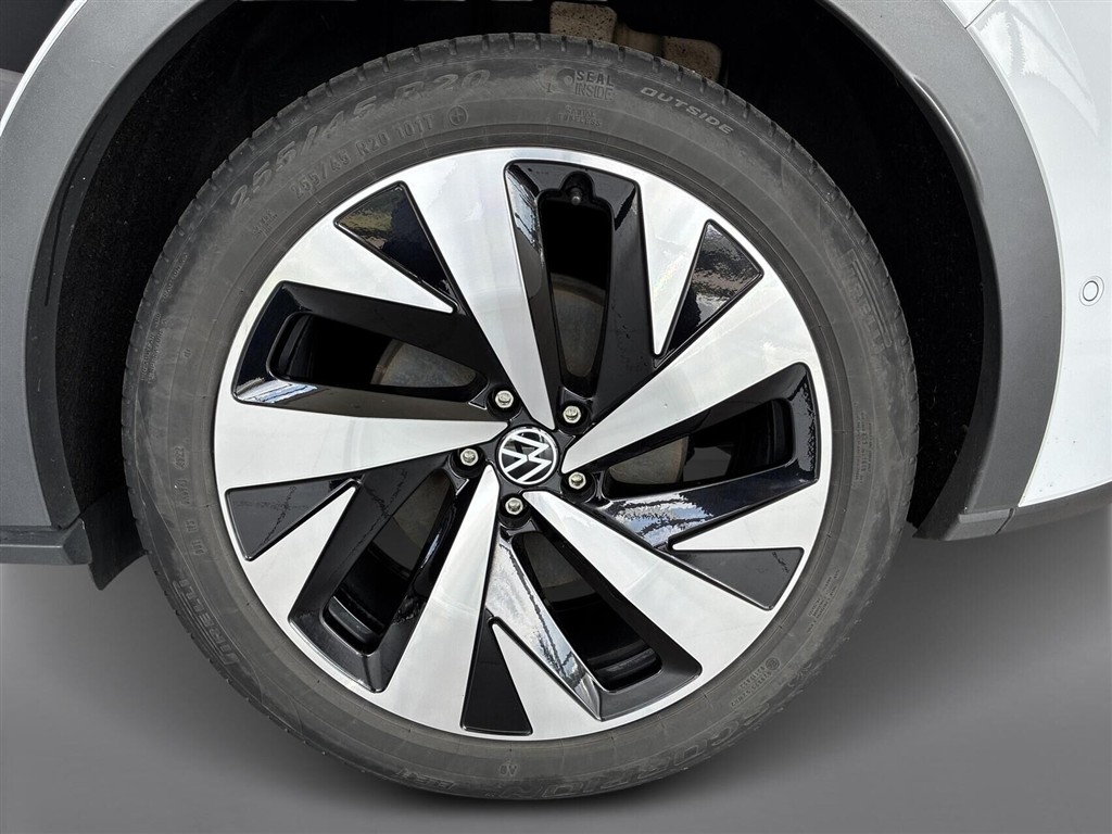 VW ID.5 EL Pro Performance 204HK 5d Aut. - Image 15