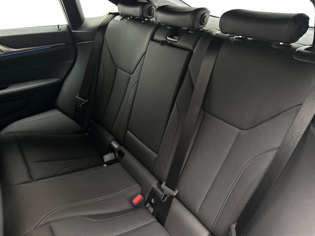 BMW i4 eDrive40 Gran Coupé EL M-Sport 340HK 5d Aut. - Image 13