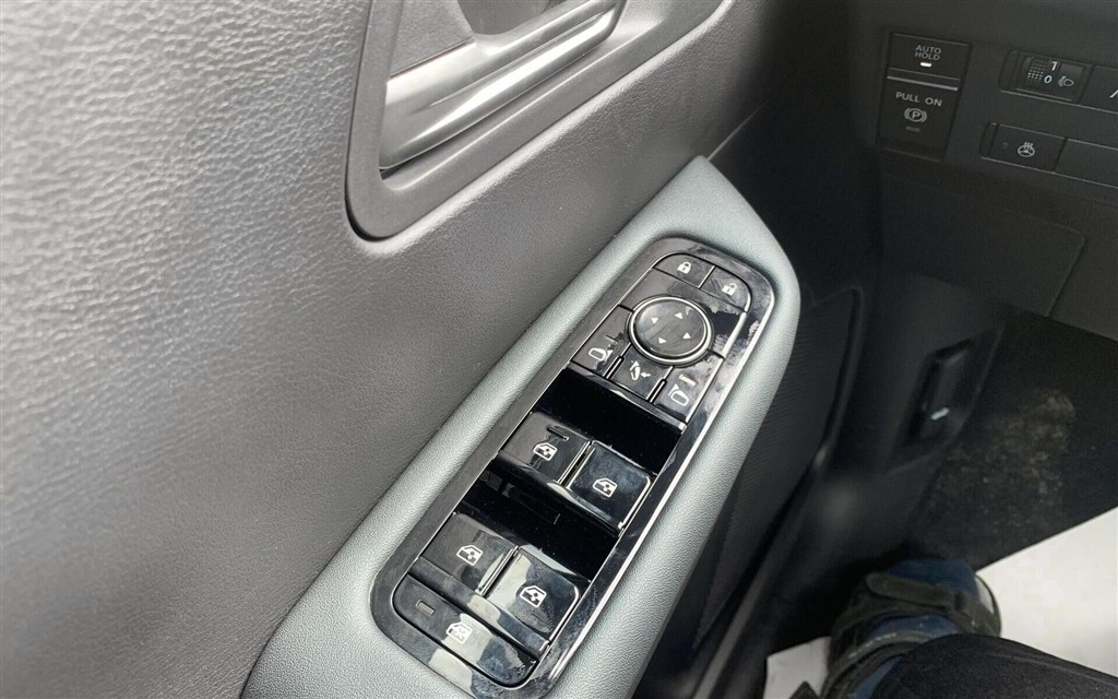 Nissan Leaf 75 kWh Engage+ 217HK 5d Aut. - Image 15