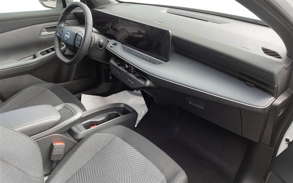 Nissan Leaf 75 kWh Engage+ 217HK 5d Aut. - Image 19