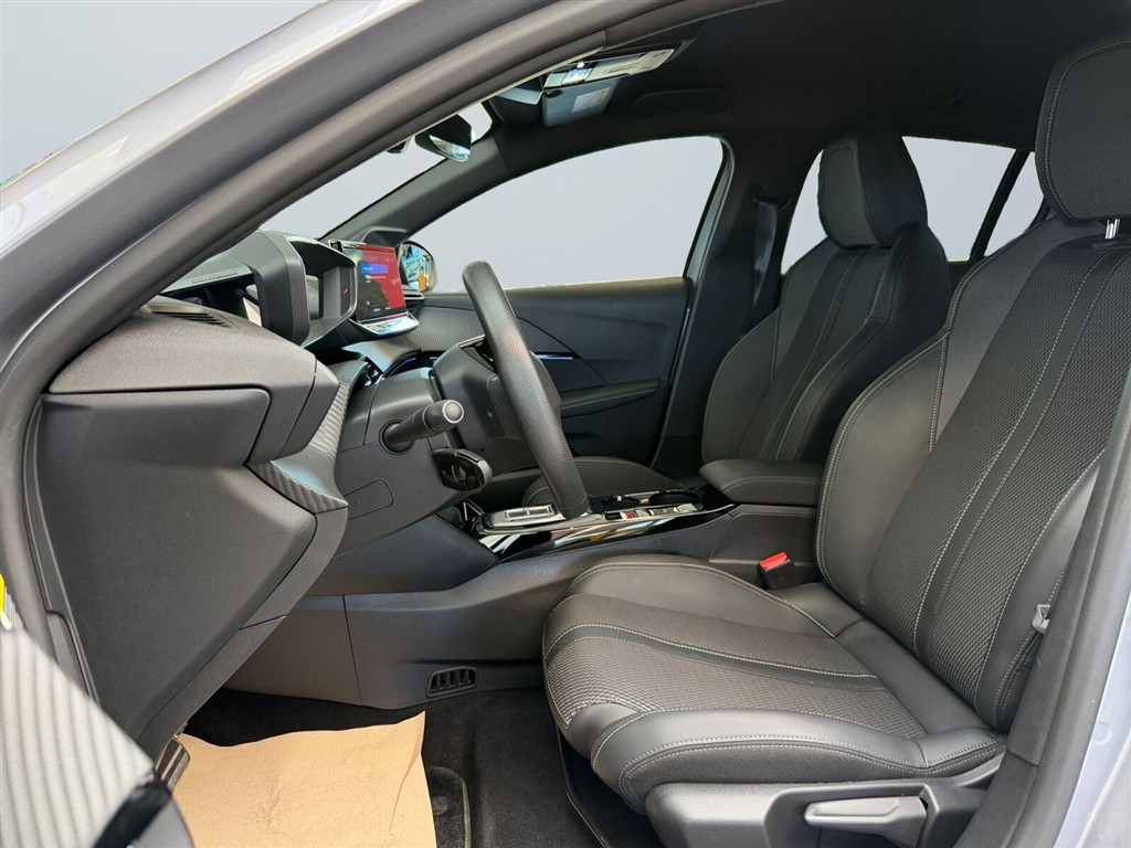 Peugeot e-208 EL GT 156HK 5d Aut. - Image 10
