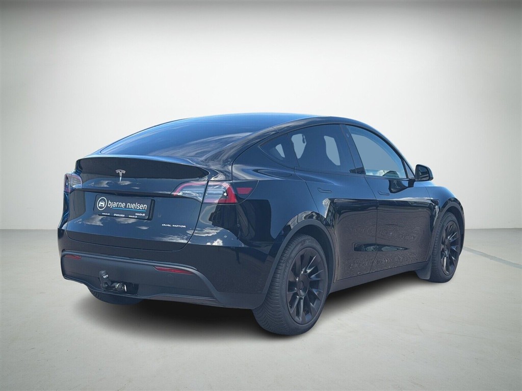 Tesla Model Y EL Long Range AWD 514HK 5d Aut. - Image 2