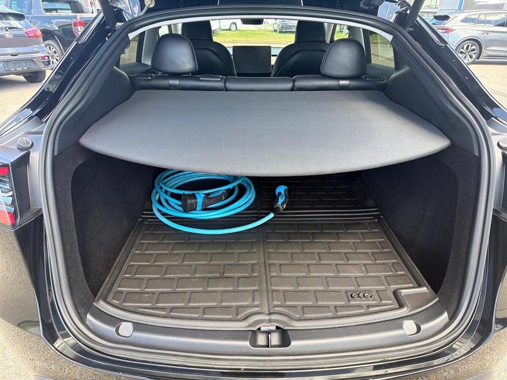 Tesla Model Y EL Long Range AWD 514HK 5d Aut. - Image 13