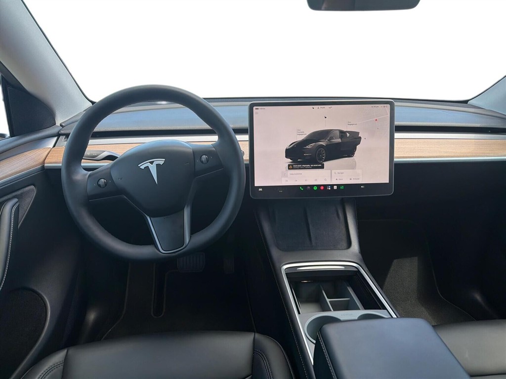 Tesla Model Y EL Long Range AWD 514HK 5d Aut. - Image 4