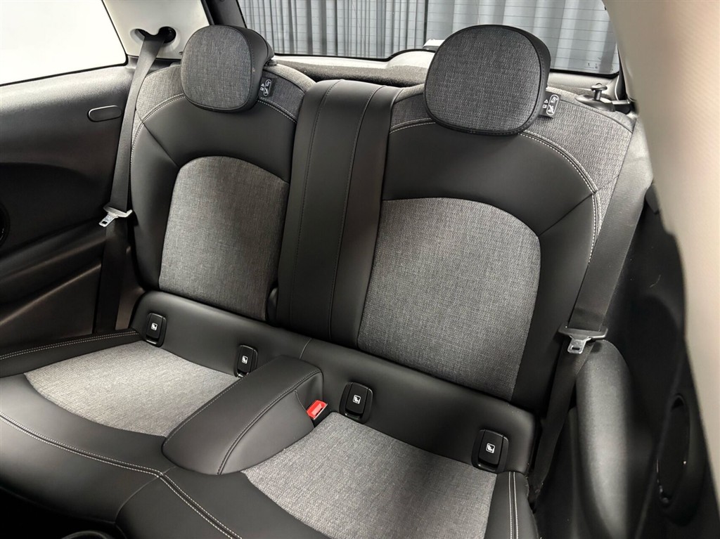 Mini Cooper SE EL 184HK 3d Aut. - Image 8