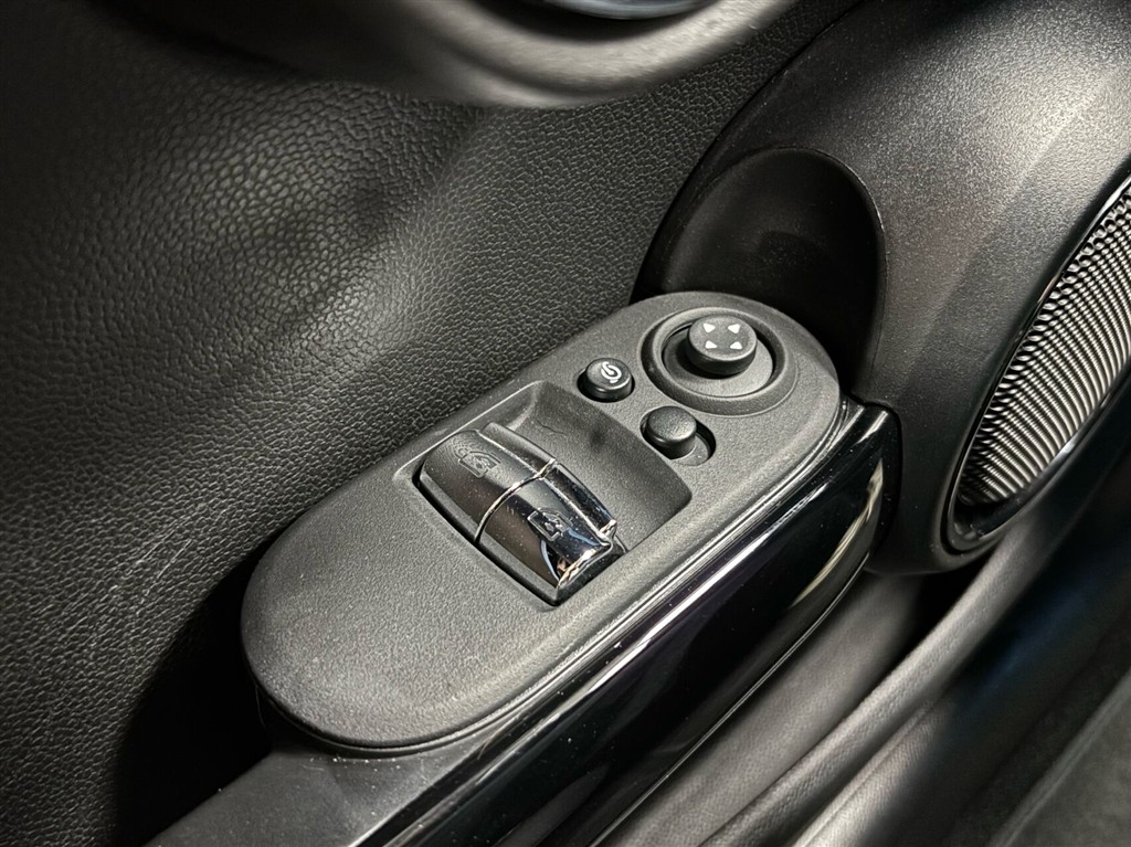 Mini Cooper SE EL 184HK 3d Aut. - Image 10