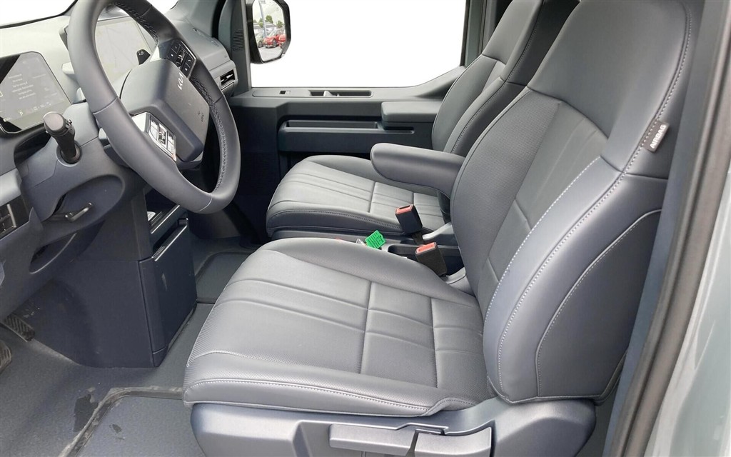 Kia PV5 Long Range Prestige 163HK Aut. - Image 9
