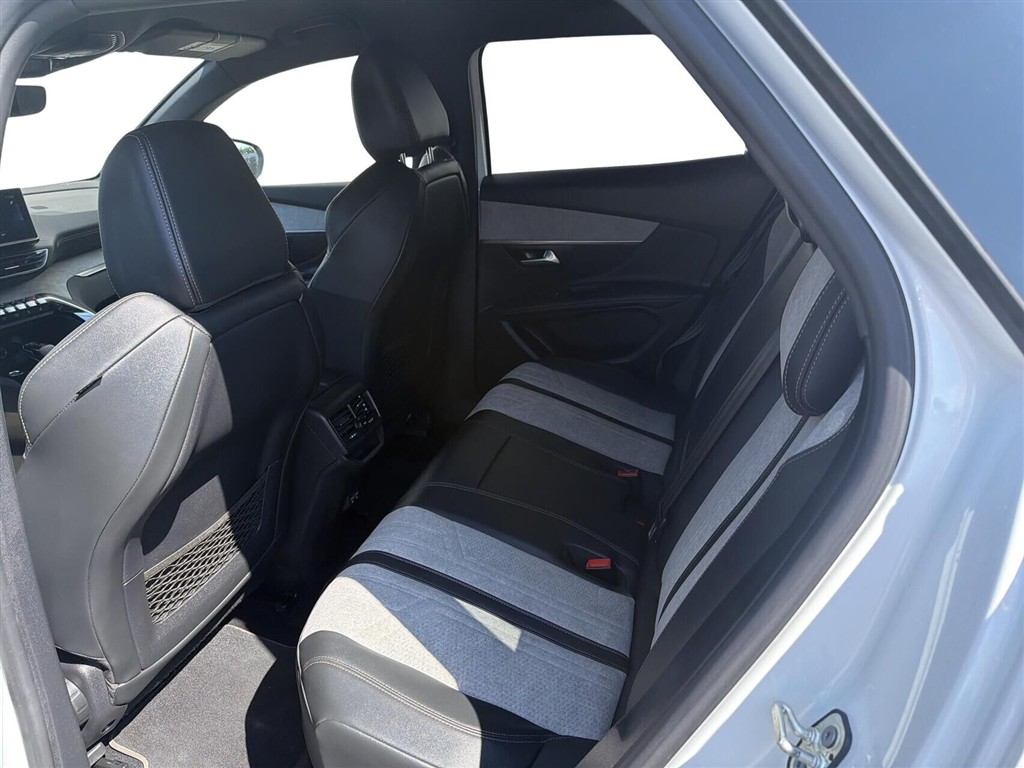 Peugeot 3008 1,6 PureTech Plugin-hybrid GT First EAT8 225HK 5d 8g Aut. - Image 5